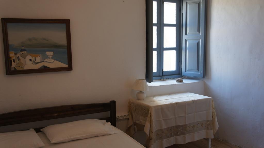 Marcos Rooms Oia  Exterior photo