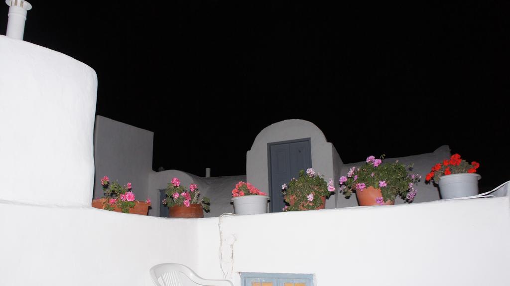 Marcos Rooms Oia  Exterior photo