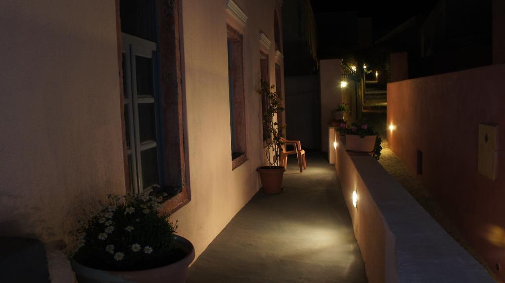 Marcos Rooms Oia  Exterior photo