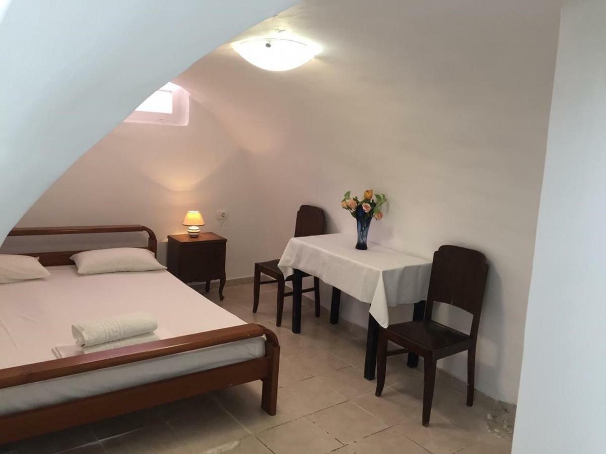 Marcos Rooms Oia  Exterior photo
